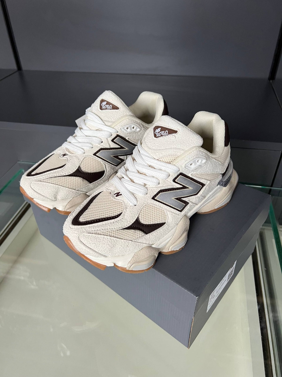 2 Shoes