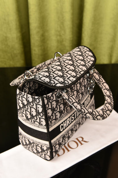 CD Lady CD Bag