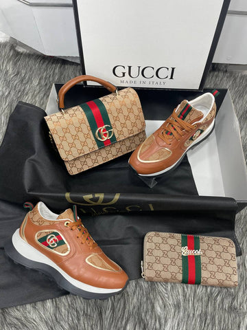 Ensemble sac, chaussures et portefeuille