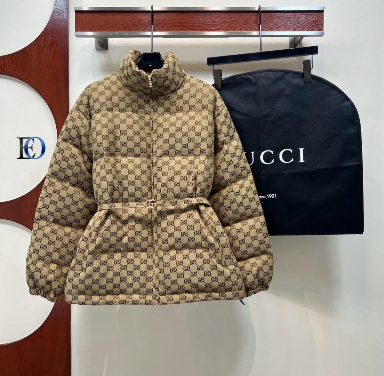 Fabric: Mont