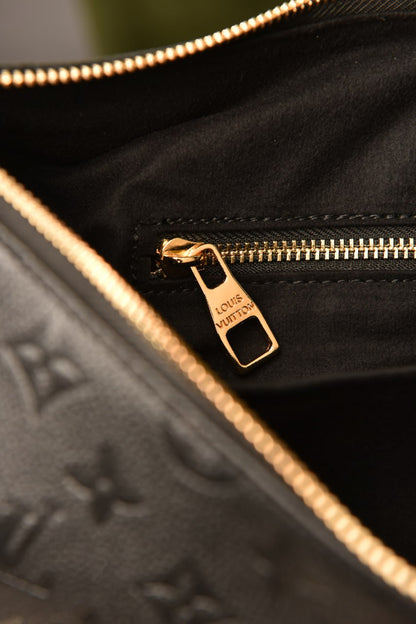 LV - Slouchy