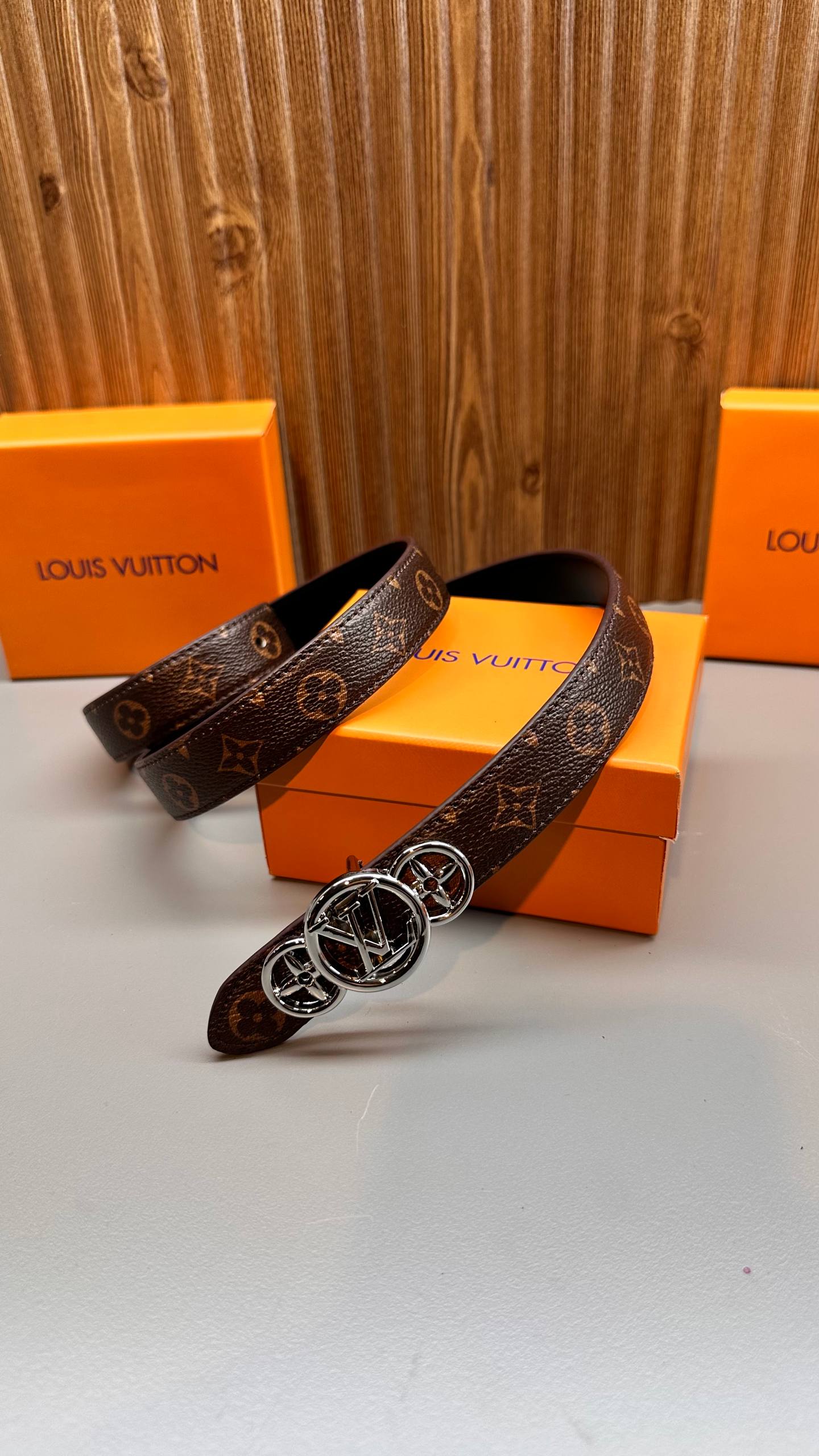LVS - Steel Buckle Belt