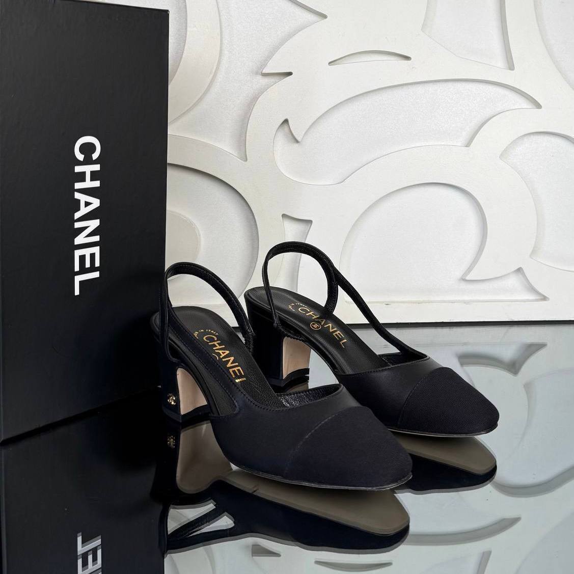 CH - Slingback Pumps