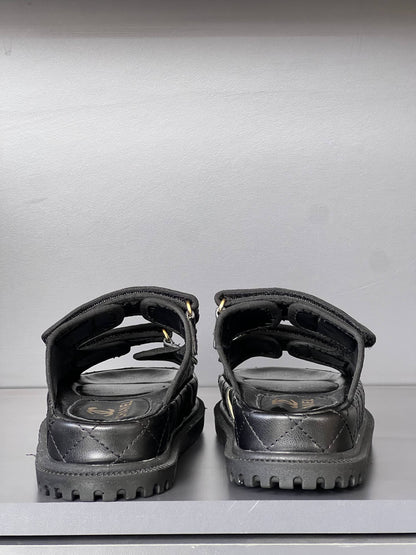 CH - Slipper