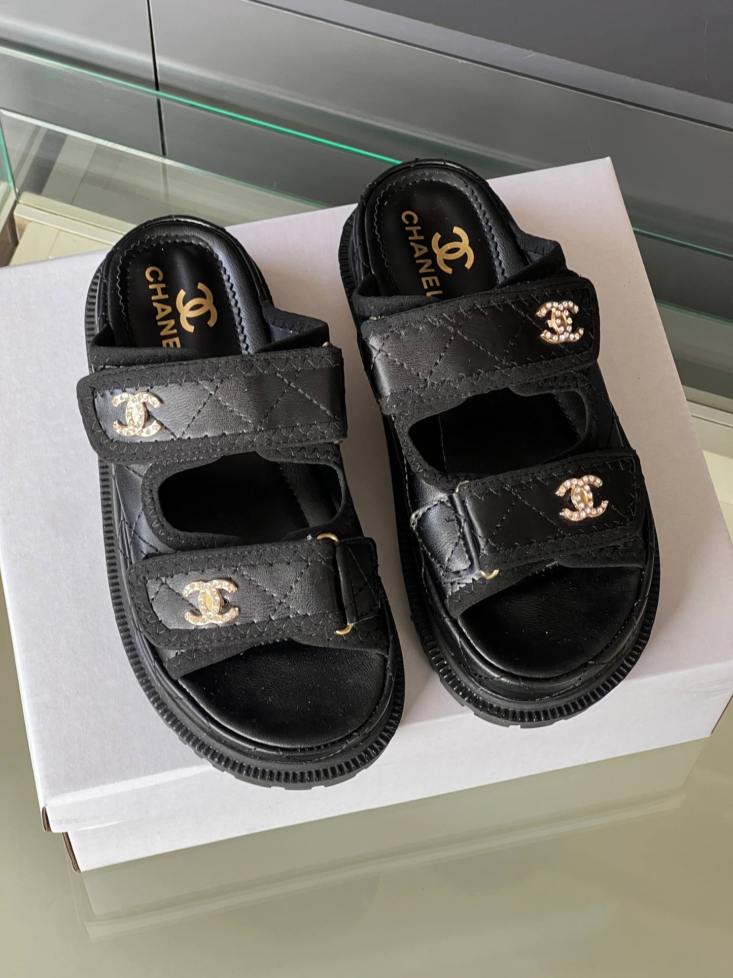 CH - Slipper