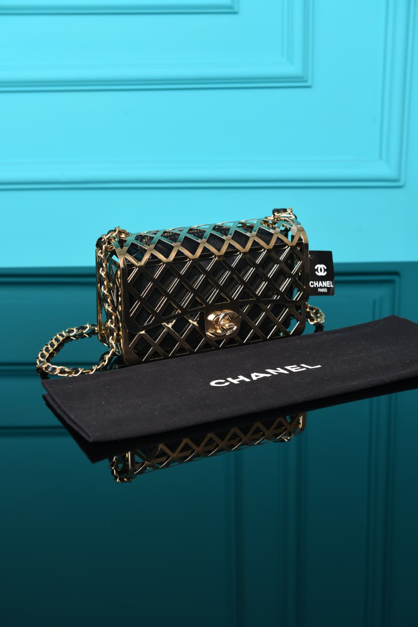 CH- Mini Cage Flap with Pouch